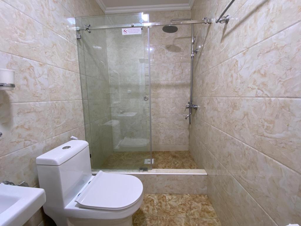 Comfort Hotel Turkistan Eksteriør billede