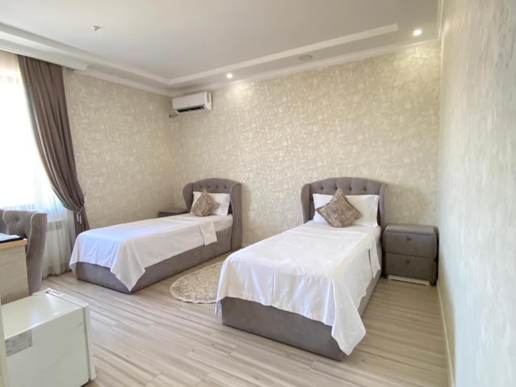 Comfort Hotel Turkistan Eksteriør billede