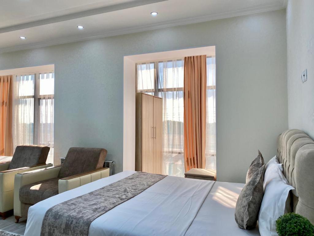 Comfort Hotel Turkistan Eksteriør billede